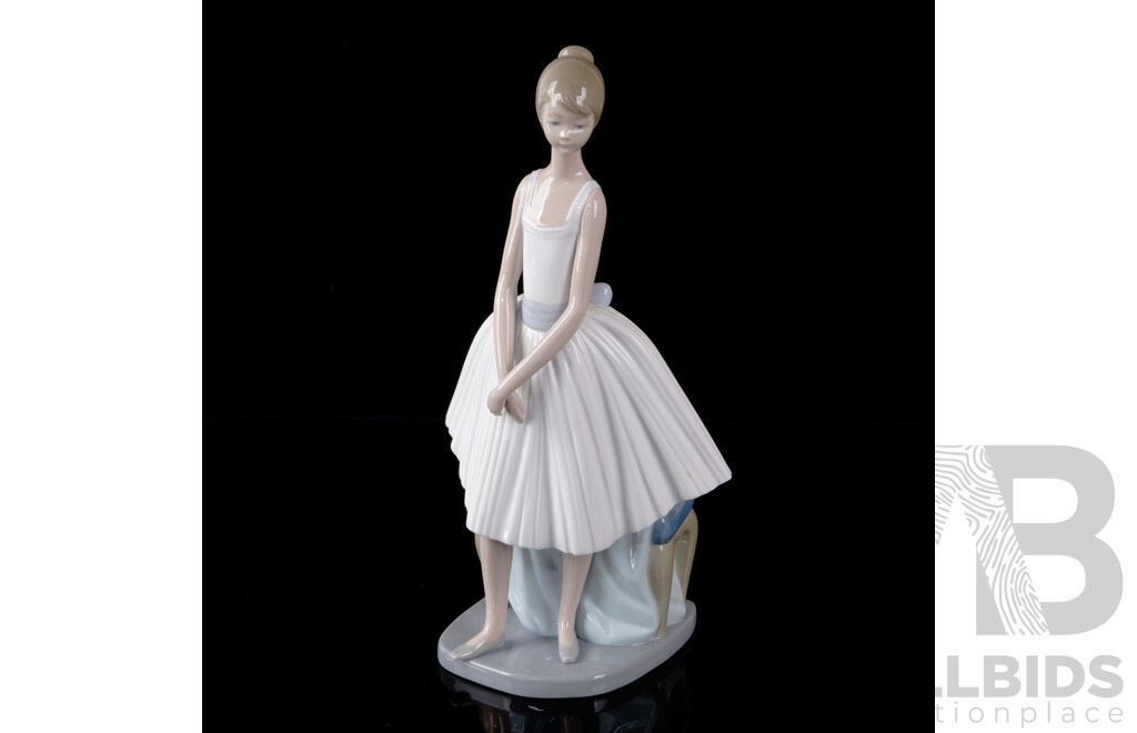 Large Spanish Nao Porcelain Ballerina Figure