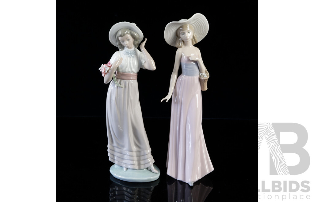 Two Spanish Nao Porcelain Figures Young Lady with Hats