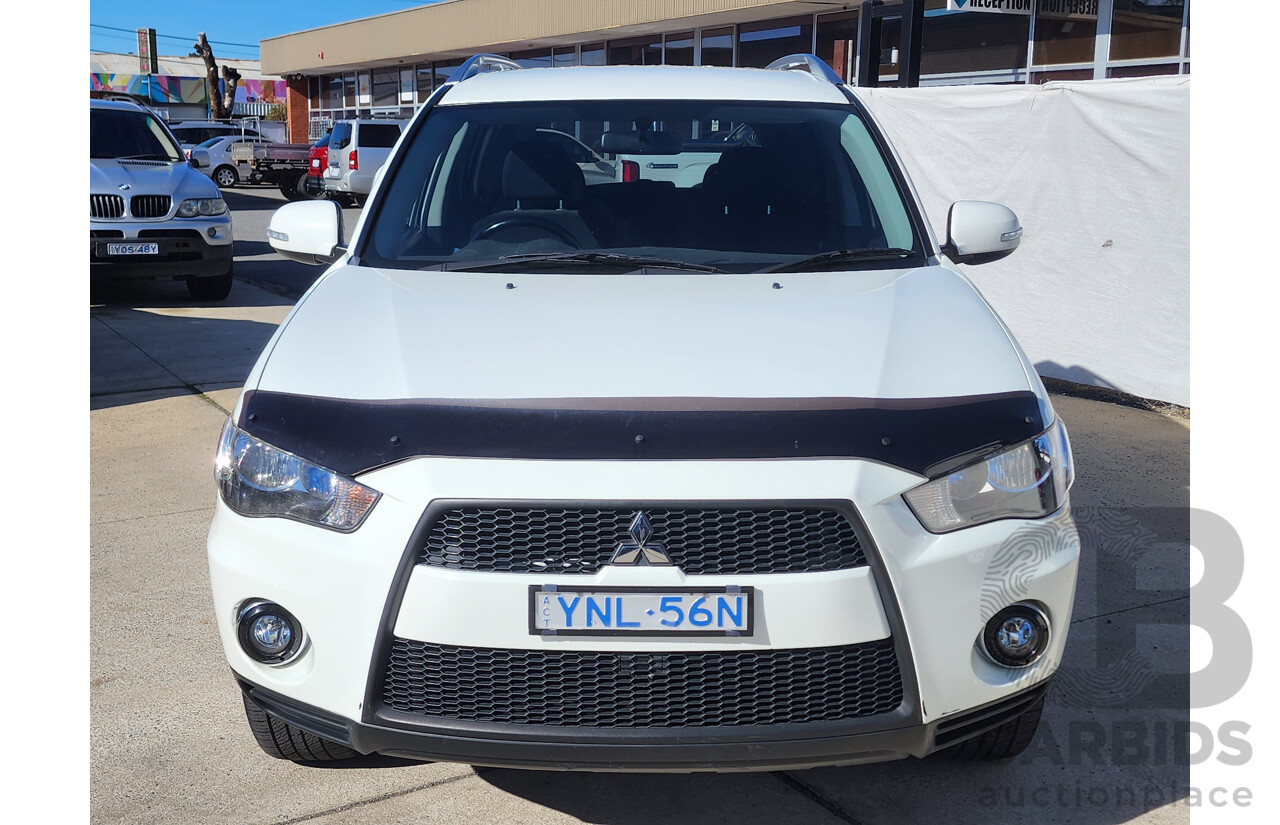 01/2010 Mitsubishi Outlander VR 4x4 ZH MY10 4D Wagon White 3.0L