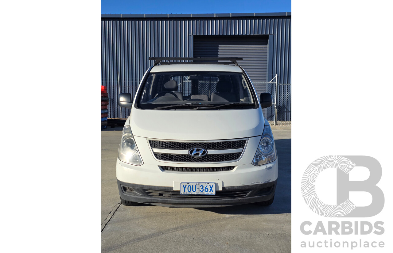 7/2009 Hyundai iLoad TQ 4d Van White Turbo Diesel 2.5L