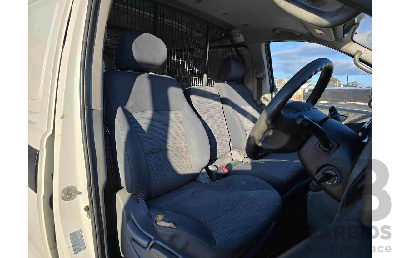 7/2009 Hyundai iLoad TQ 4d Van White Turbo Diesel 2.5L