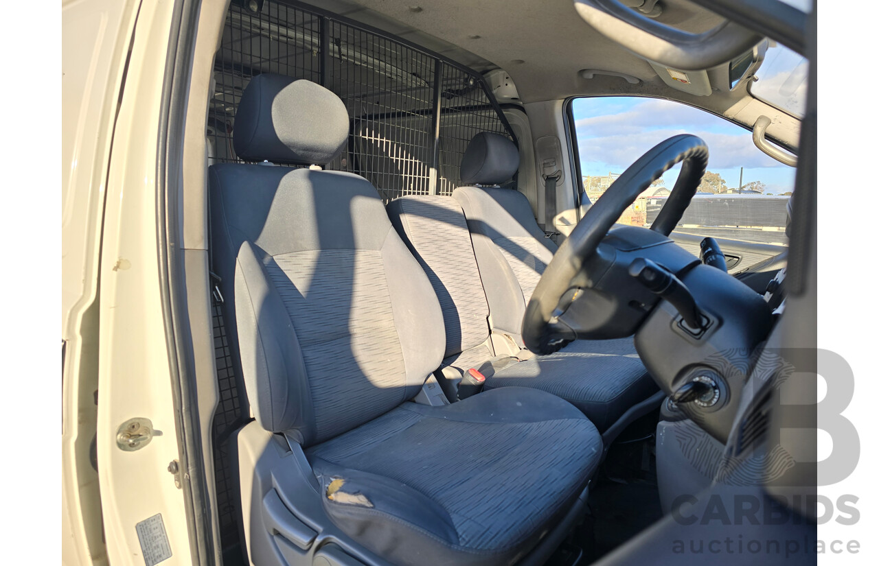 7/2009 Hyundai iLoad TQ 4d Van White Turbo Diesel 2.5L