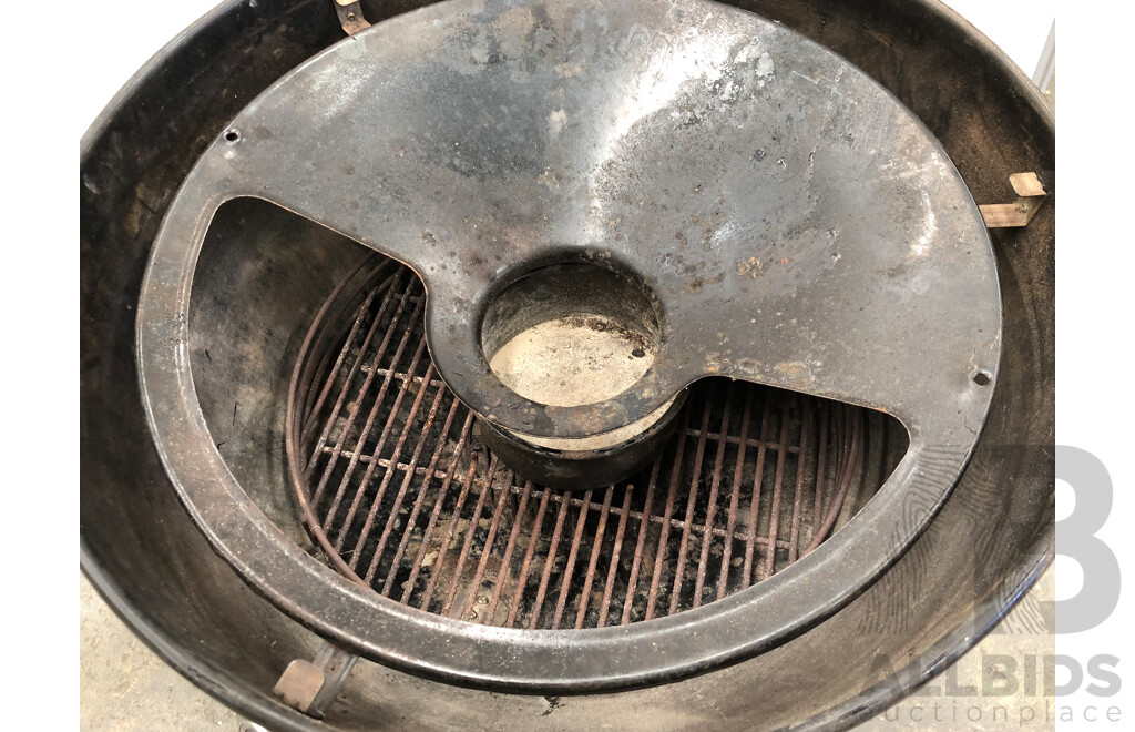 European Outdoor Chef Kettle Barbecue