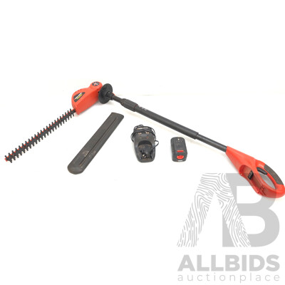 Black and Decker 18 Volt Cordless Pole Hedge Trimmer