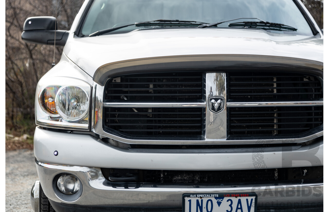 06/2007 Dodge Ram 3500 HD (4x4) Gen 2 Dually Lone Star Edition 4d Quad Cab Silver Turbo Diesel Cummins 6.7L - 06/2011 Import