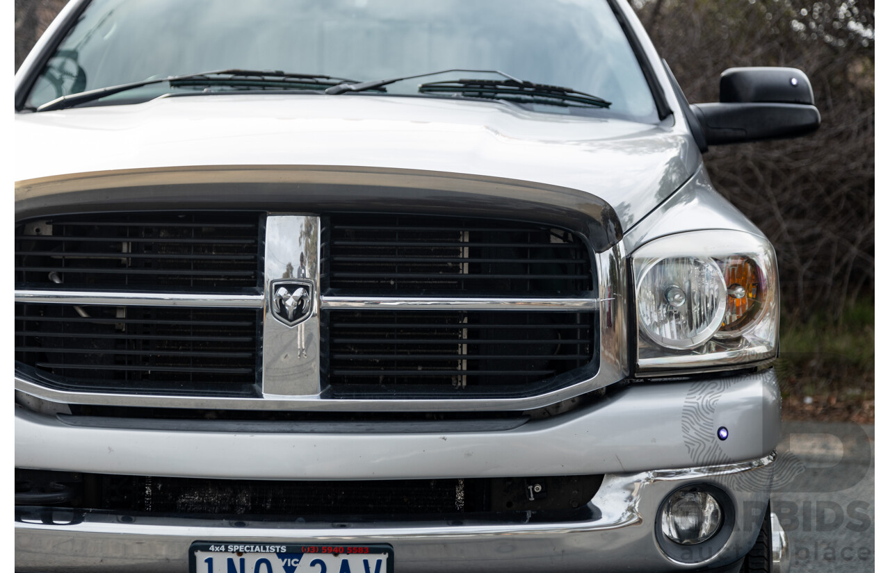 06/2007 Dodge Ram 3500 HD (4x4) Gen 2 Dually Lone Star Edition 4d Quad Cab Silver Turbo Diesel Cummins 6.7L - 06/2011 Import