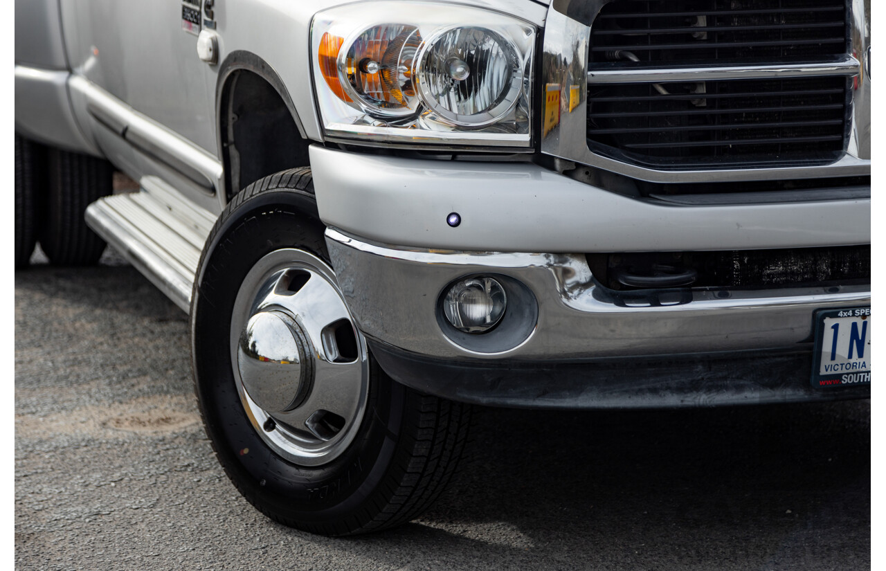 06/2007 Dodge Ram 3500 HD (4x4) Gen 2 Dually Lone Star Edition 4d Quad Cab Silver Turbo Diesel Cummins 6.7L - 06/2011 Import