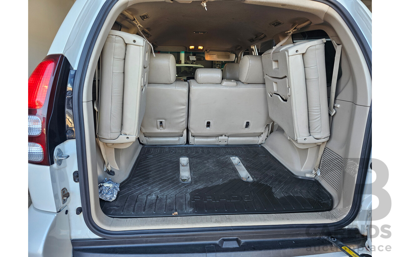 1/2007 Toyota Landcruiser Prado VX (4x4) GRJ120R 07 UPGRADE 4d Wagon White 4.0L