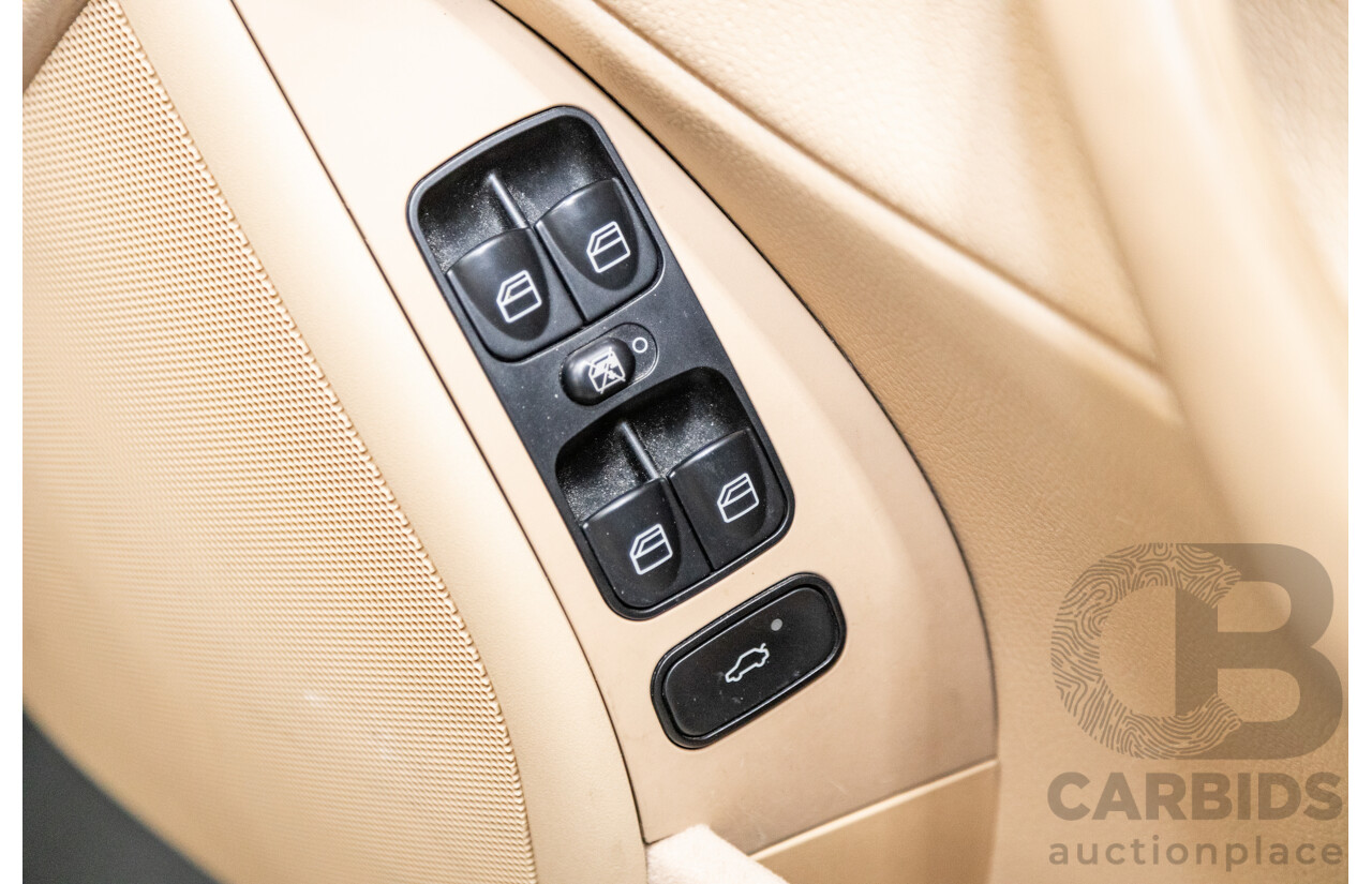 03/2003 Mercedes Benz C180 Kompressor Classic W203 4d Sedan Travertine Beige Metallic Supercharged 1.8L