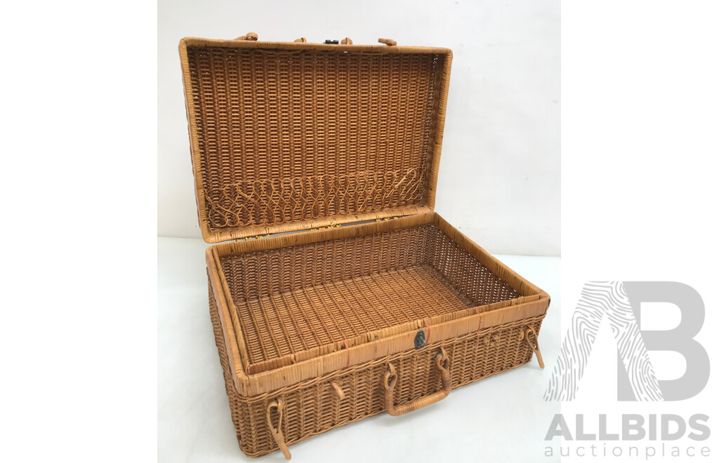 Wicker Picnic Basket