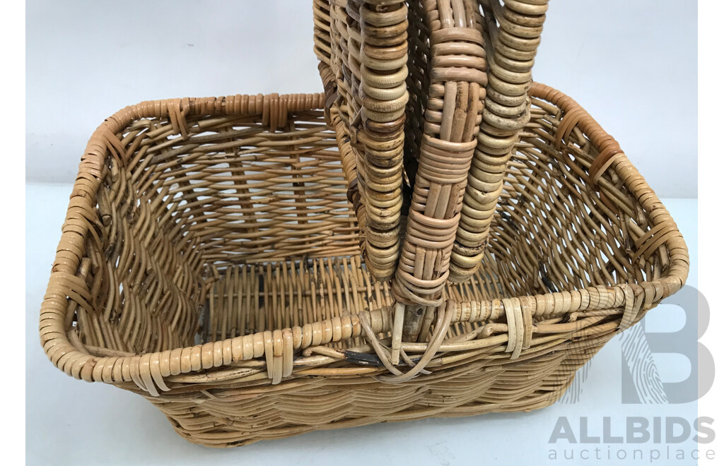 Two Person Picnic Basket