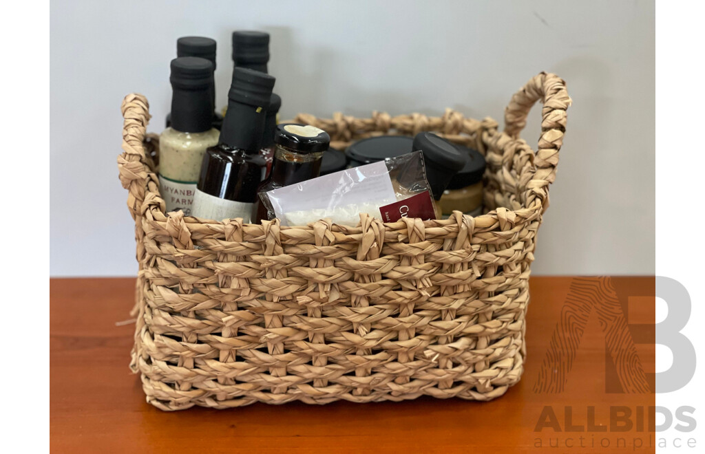 Ultimate Gourmet Oils, Sauces and Jams Food Hamper - RRP $210