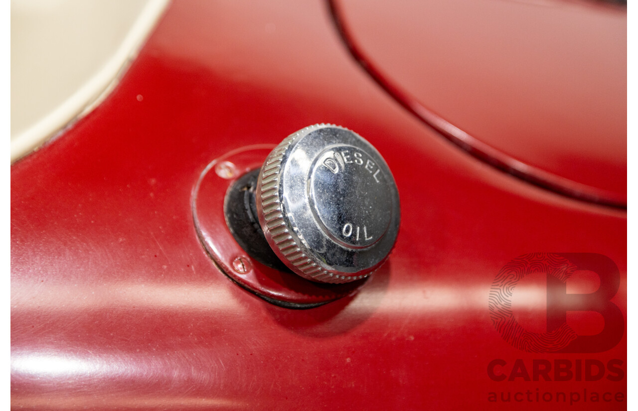 01/1954 Standard Vanguard Phase II 4d Sedan Red 2088cc Diesel