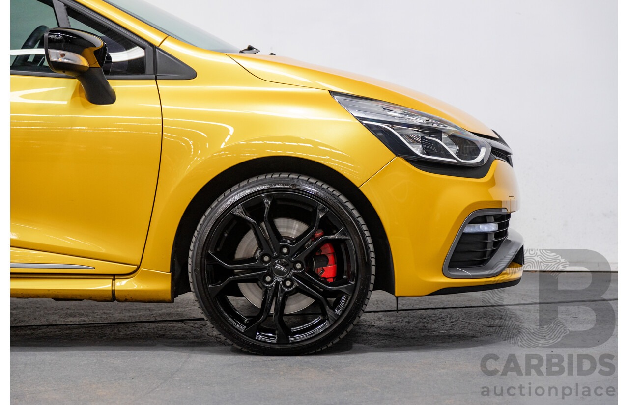 12/2013 Renault Clio RS 200 Sport X98 5d Hatchback Liquid Yellow Metallic Turbo 1.6L