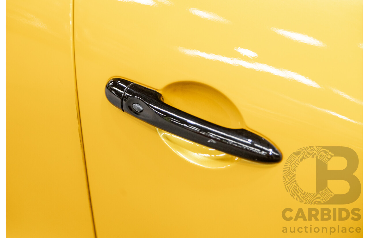 12/2013 Renault Clio RS 200 Sport X98 5d Hatchback Liquid Yellow Metallic Turbo 1.6L