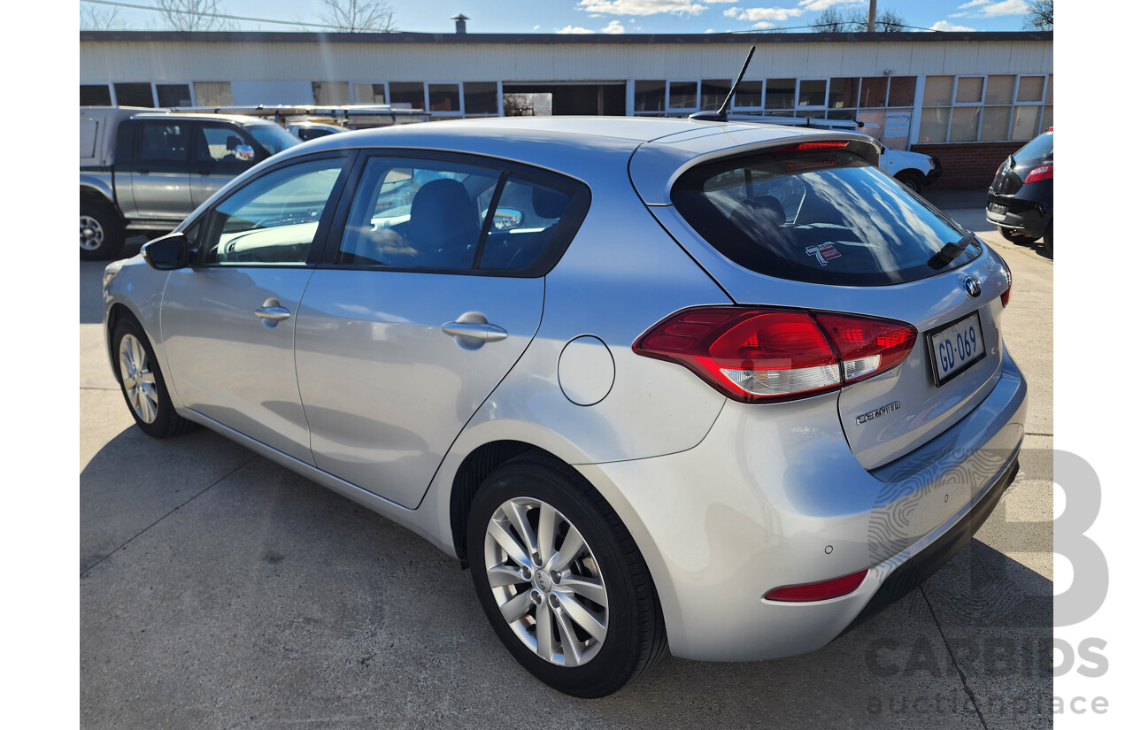 05/2015 Kia Cerato S PREMIUM FWD YD MY15 5D Hatchback Silver 1.8L