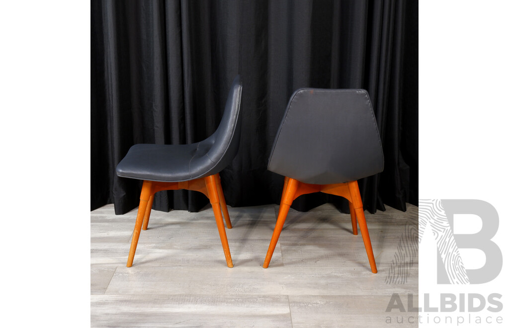 Good Pair of Contour Dining Chairs by Grant Featherston for Aristoc