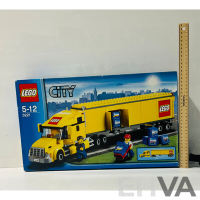 LEGO City Truck 3221 in Original Packaging