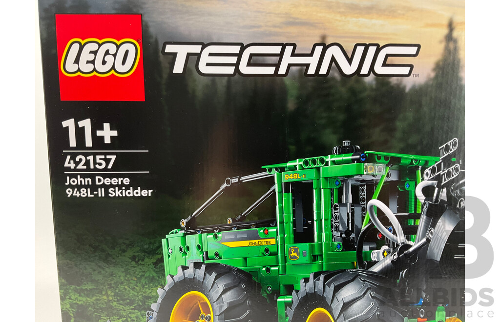 Lego Technic John Deere 948L Skidder 42157 in Sealed Box