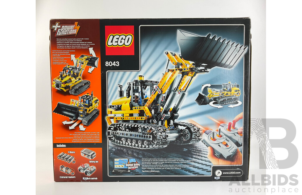 Lego Technic Motorized Excavator 8043 in Sealed Box