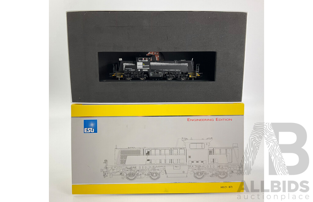 ESU HO Scale MRCE Diesel Locomotive BR61 with Original Packaging