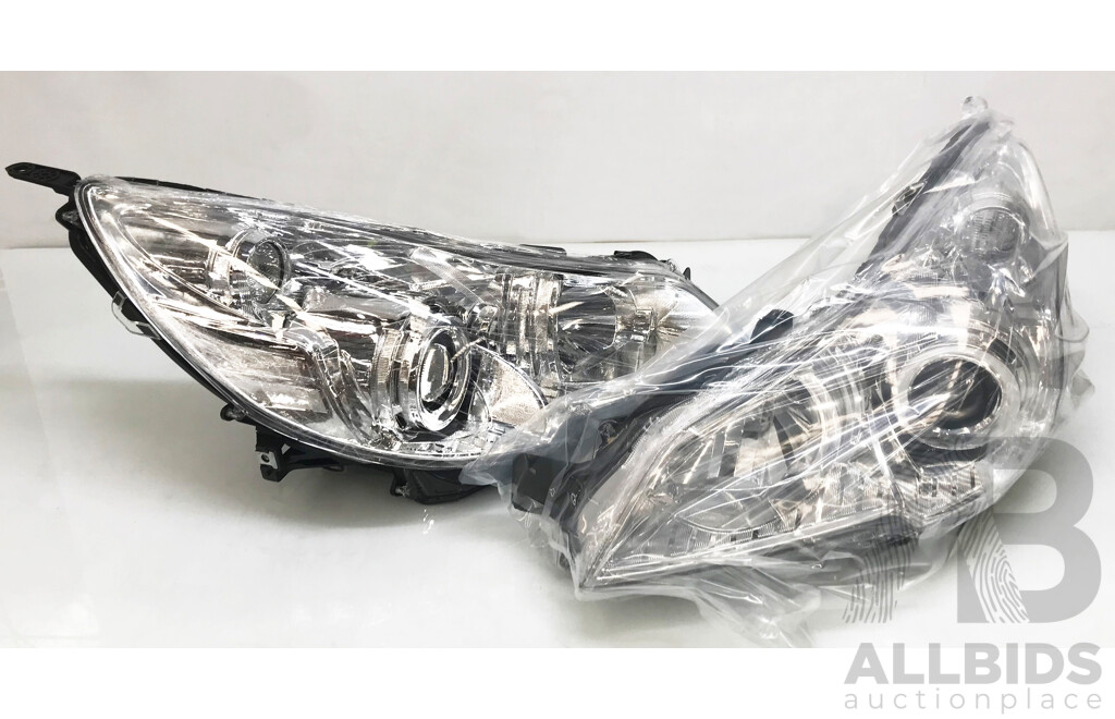 Pair of Headlight Head Lamp for Subaru Outback and Liberty (2009-2012)