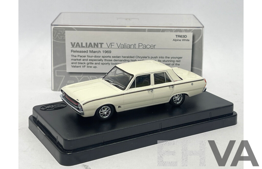 Trax Australian Motoring Icons 1969 Valiant VF Pacer - 1/43 Scale