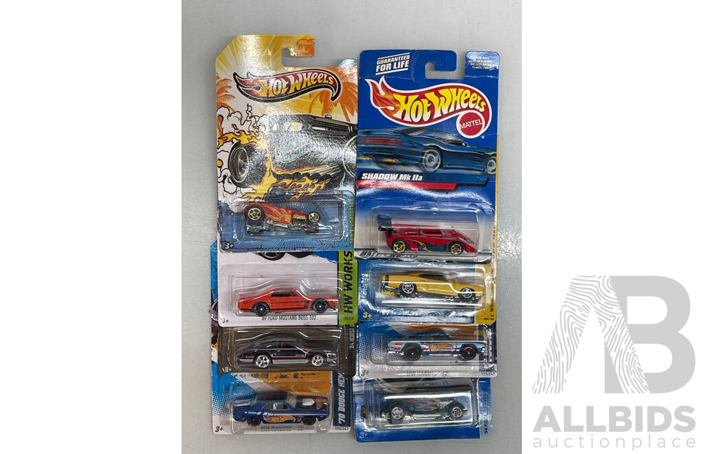 Hot Wheels Diecast Collectable Cars - Lot of 8