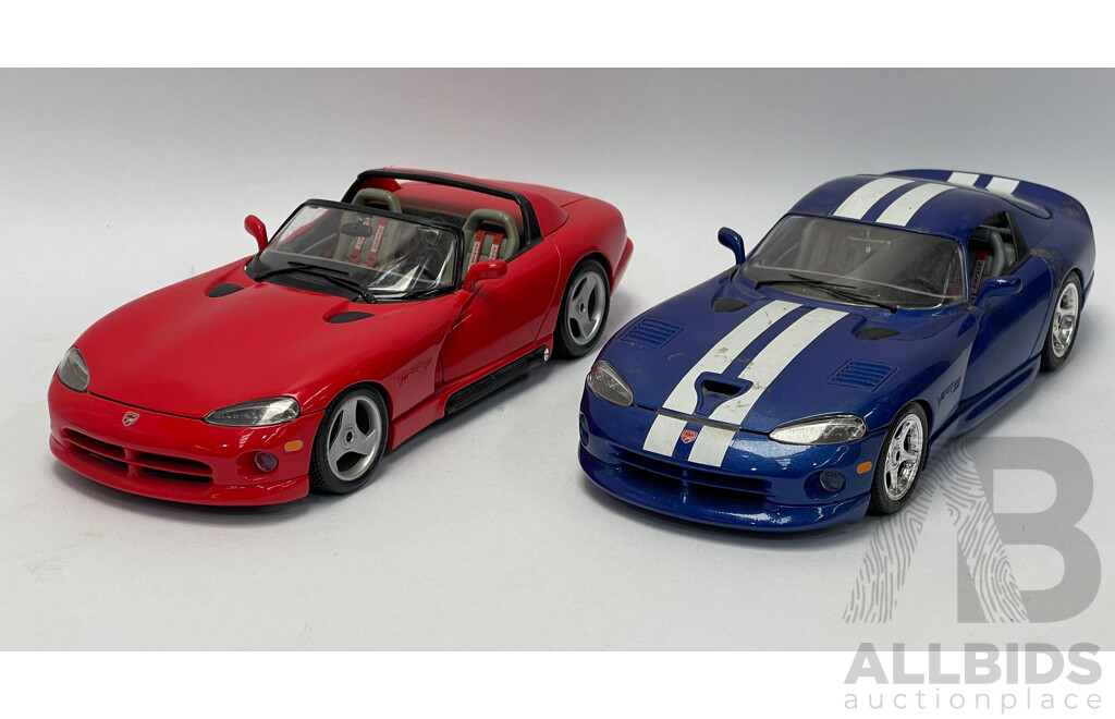 Burago Dodge Viper - Lot of 2 - 1/18 Scale