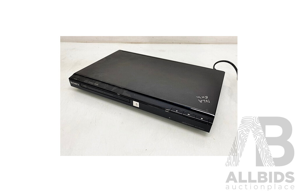 Sony (DVP-SR200P) CD/DVD Player