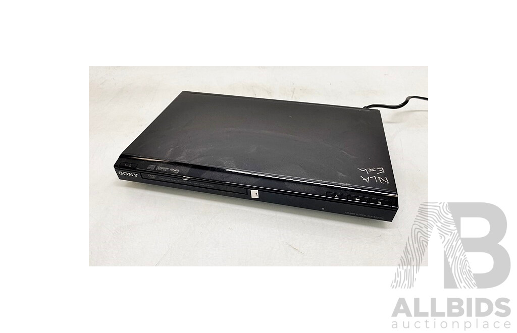 Sony (DVP-SR200P) CD/DVD Player