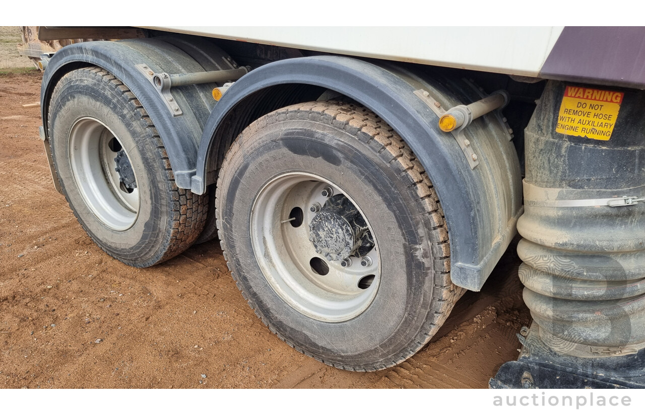 04/2008 Hino FM1J SER 2 C/CAB 6 X 4 Schwarze Street Sweeper Diesel 7.7L