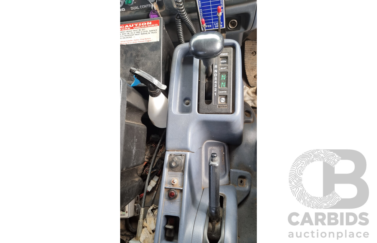 04/2008 Hino FM1J SER 2 C/CAB 6 X 4 Schwarze Street Sweeper Diesel 7.7L