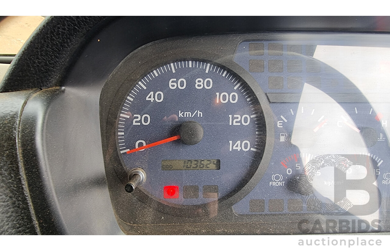 04/2008 Hino FM1J SER 2 C/CAB 6 X 4 Schwarze Street Sweeper Diesel 7.7L