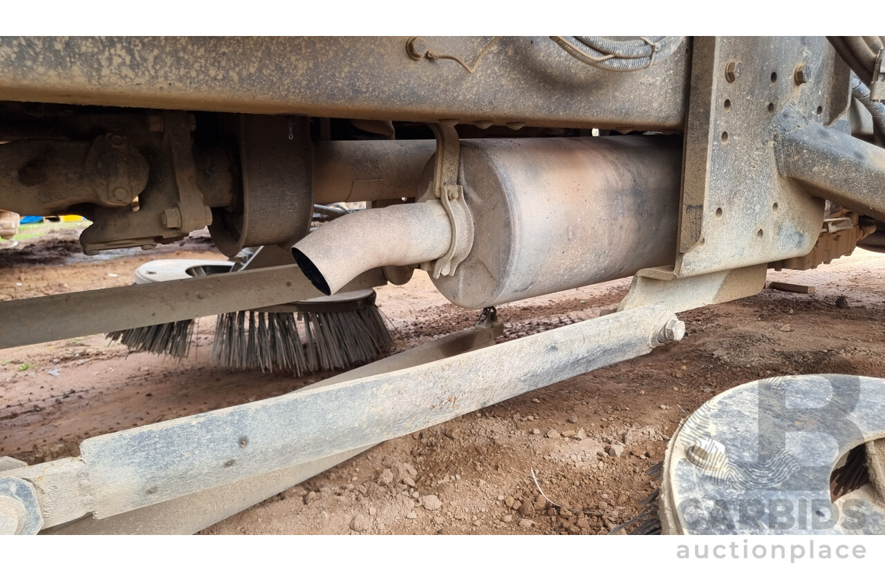 04/2008 Hino FM1J SER 2 C/CAB 6 X 4 Schwarze Street Sweeper Diesel 7.7L