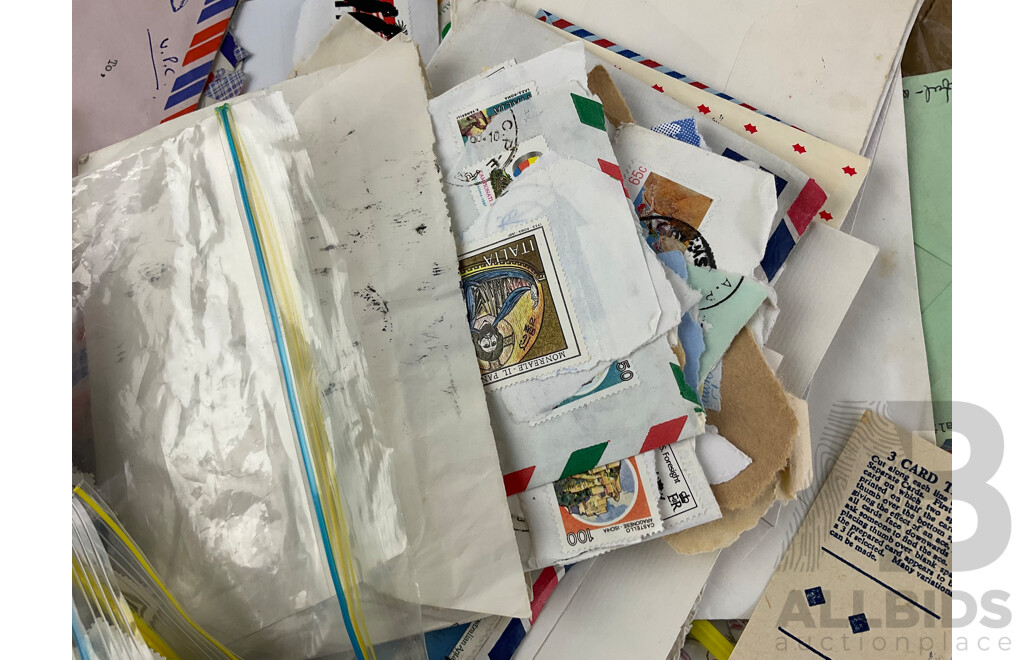 Collection of International Cancelled Stamps Including USSR, North Korea, Hungary, Japan, Australia, Mongolia, Guinea Equatorial, Vietnam, Maldives, Argentina, Madagascar, India and More
