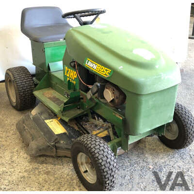 Cox Lawn Boss 13HP Ride on 32 Inch Lawn Mower