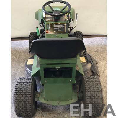 Cox Lawn Boss 13HP Ride on 32 Inch Lawn Mower