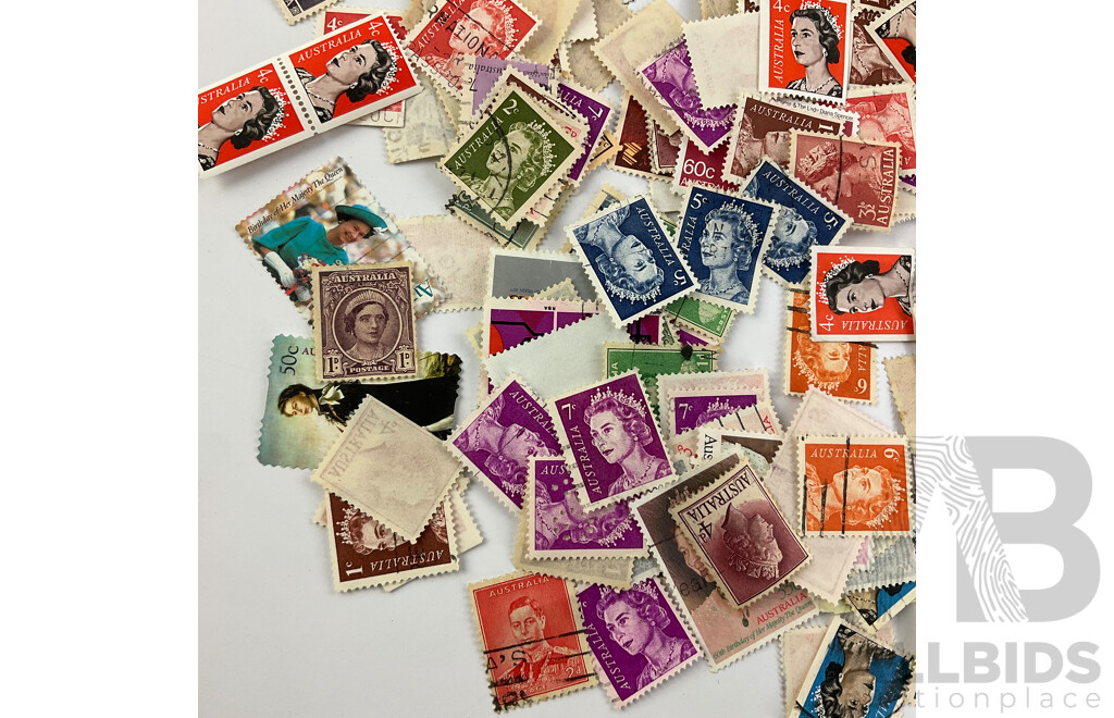 Collection of Australian QE2/Queen Mother Mint and Cancelled Stamps Including Predecimal