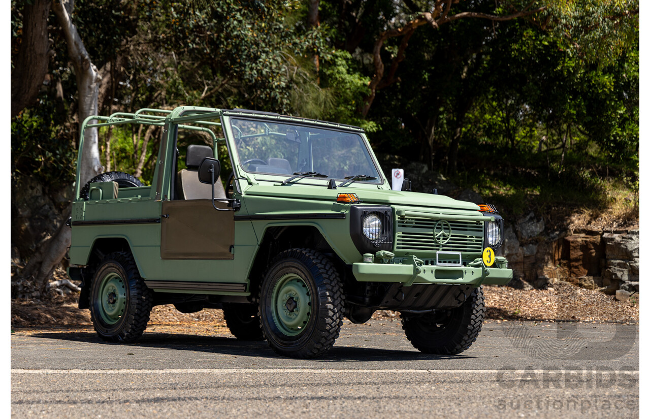 01/1990 Mercedes Benz 240GD Wolf (4x4) W461 3d SWB Open Body Olive Green Diesel 2.4L - Ex-Singapore Military