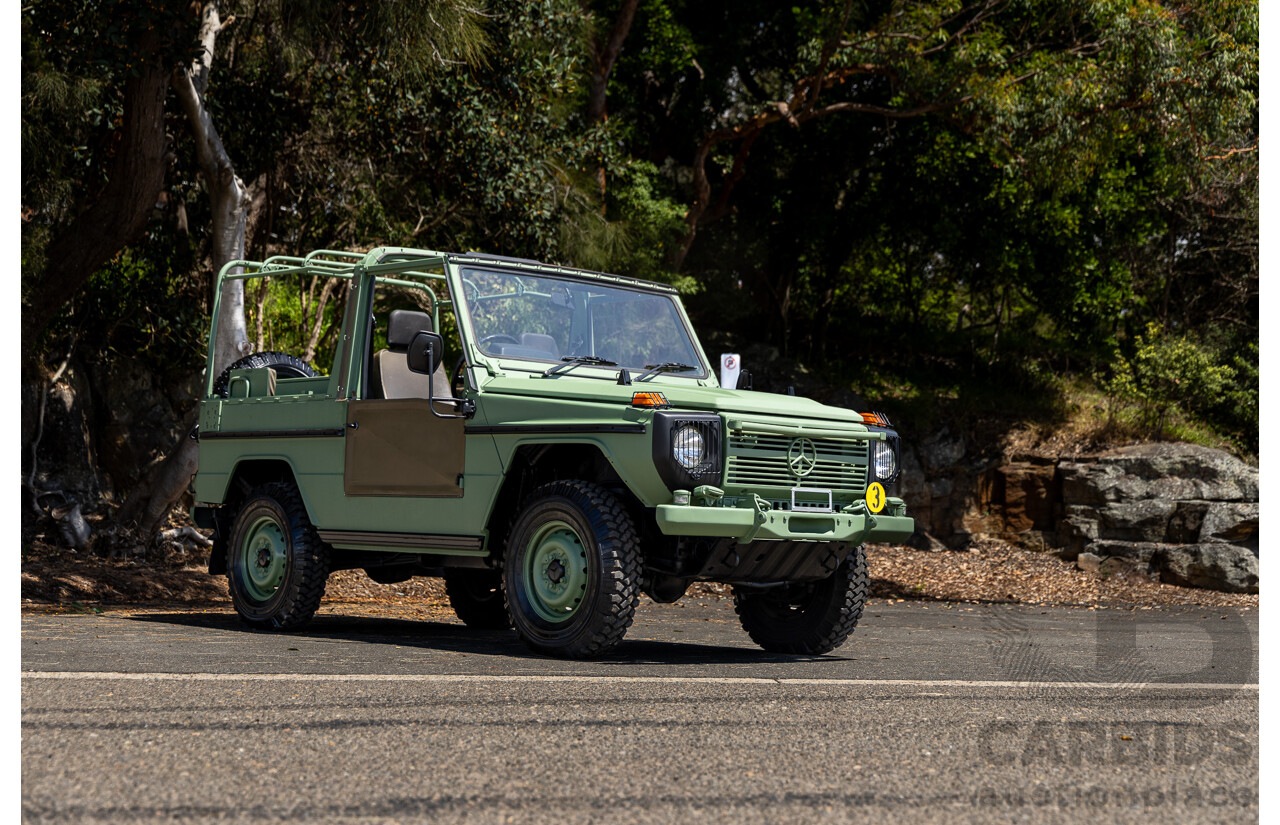 01/1990 Mercedes Benz 240GD Wolf (4x4) W461 3d SWB Open Body Olive Green Diesel 2.4L - Ex-Singapore Military