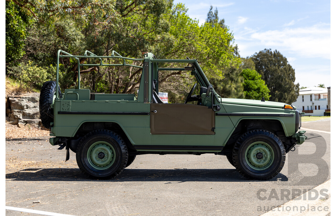 01/1990 Mercedes Benz 240GD Wolf (4x4) W461 3d SWB Open Body Olive Green Diesel 2.4L - Ex-Singapore Military