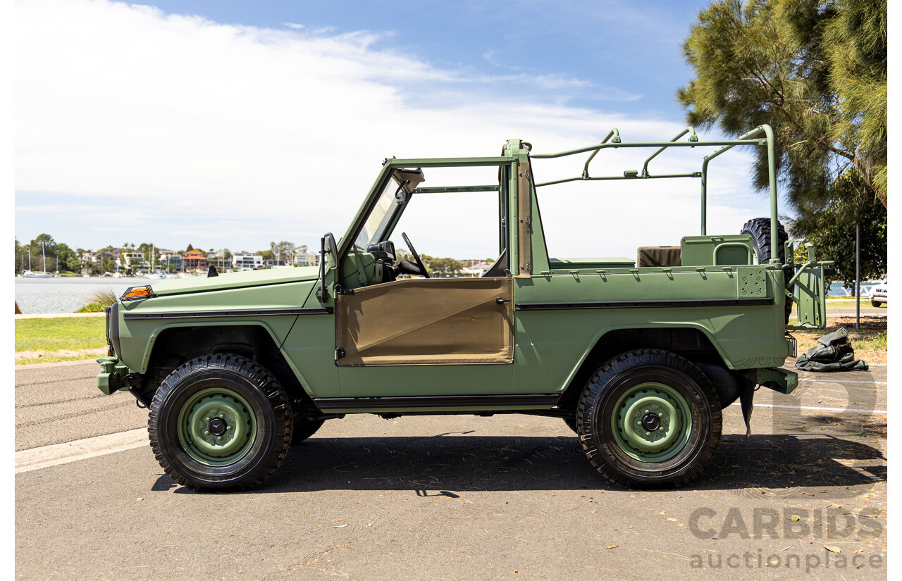 01/1990 Mercedes Benz 240GD Wolf (4x4) W461 3d SWB Open Body Olive Green Diesel 2.4L - Ex-Singapore Military