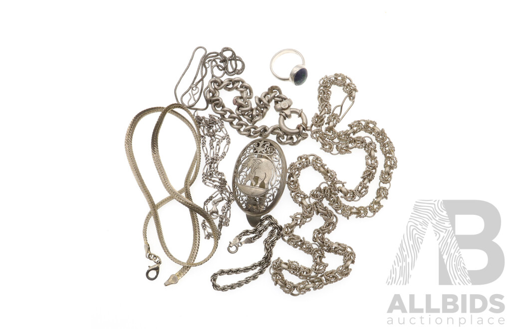 Collection of Vintage Silver Jewellery, with 500-925 Purity, Including Necklaces, Bracelets, Ring and Clip, 99 Grams