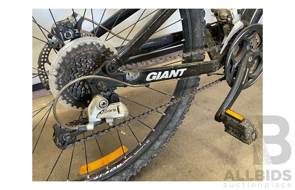 Giant Halo 2 Mountain Bike