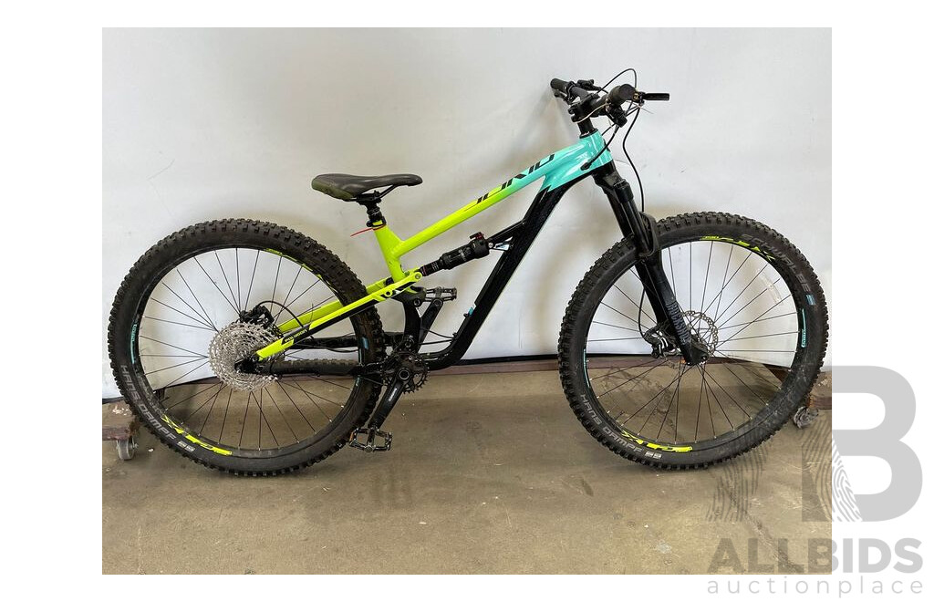 Polygon Siskiu 12 Speed Mountain Bike