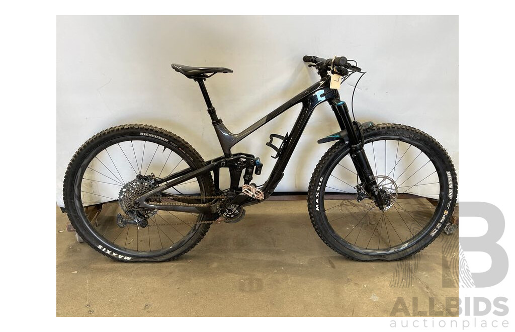 Giant Trance X Advanced Pro 1 Mountain Bike