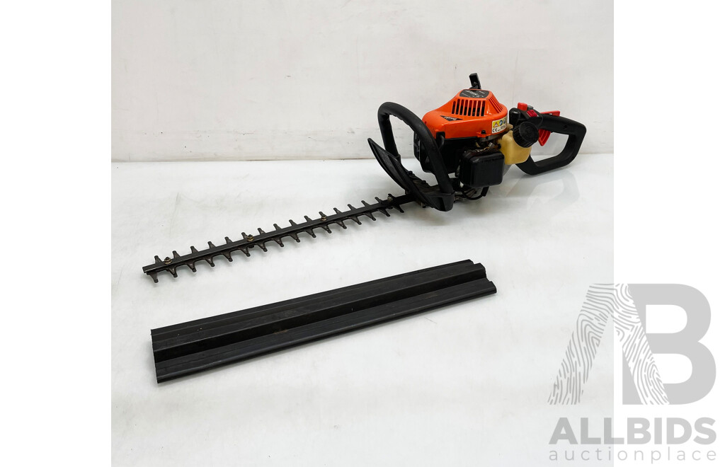 Tanaka Fuel Powered Hedge Trimmer