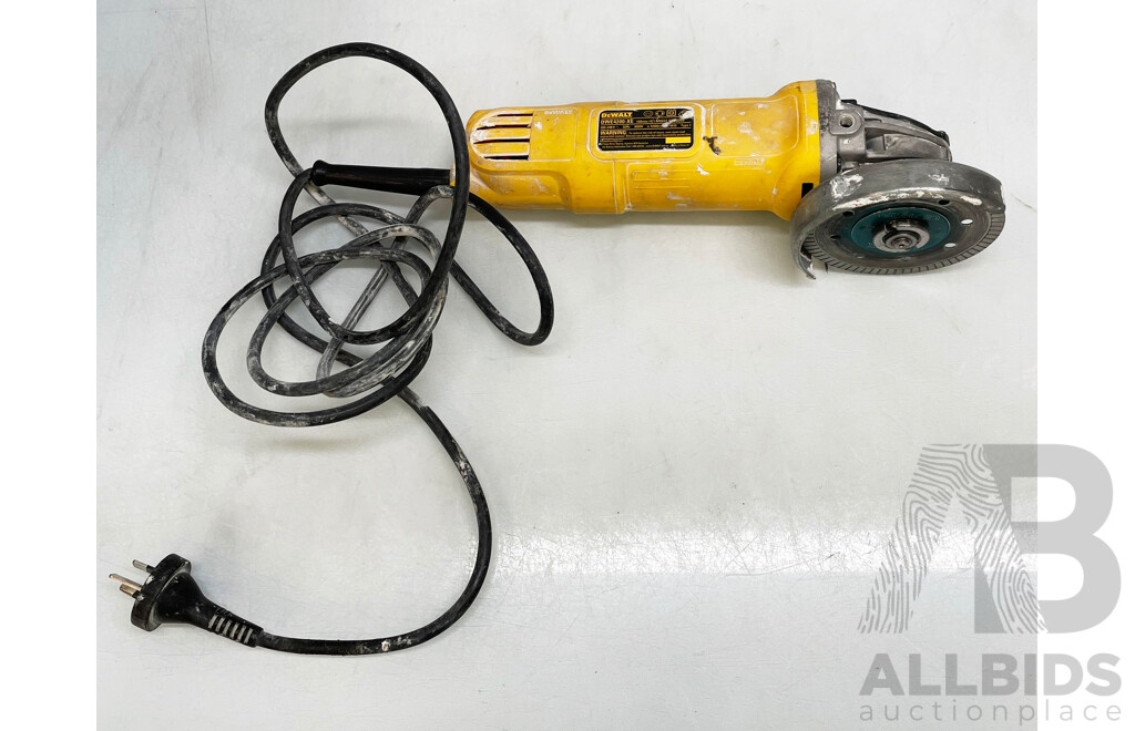 Dewat Corded Angle Grinder