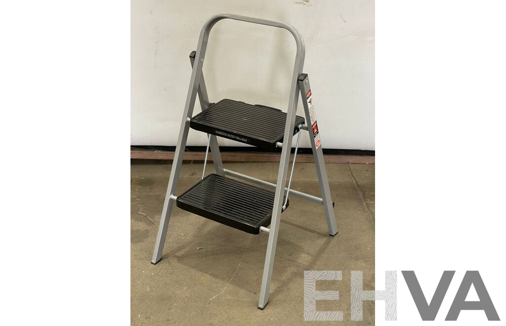 Syneco Two Step Folding Ladder